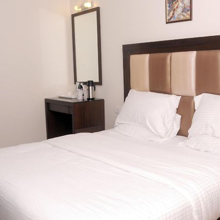 Hotel Prems Paradise Amritsar Exterior foto