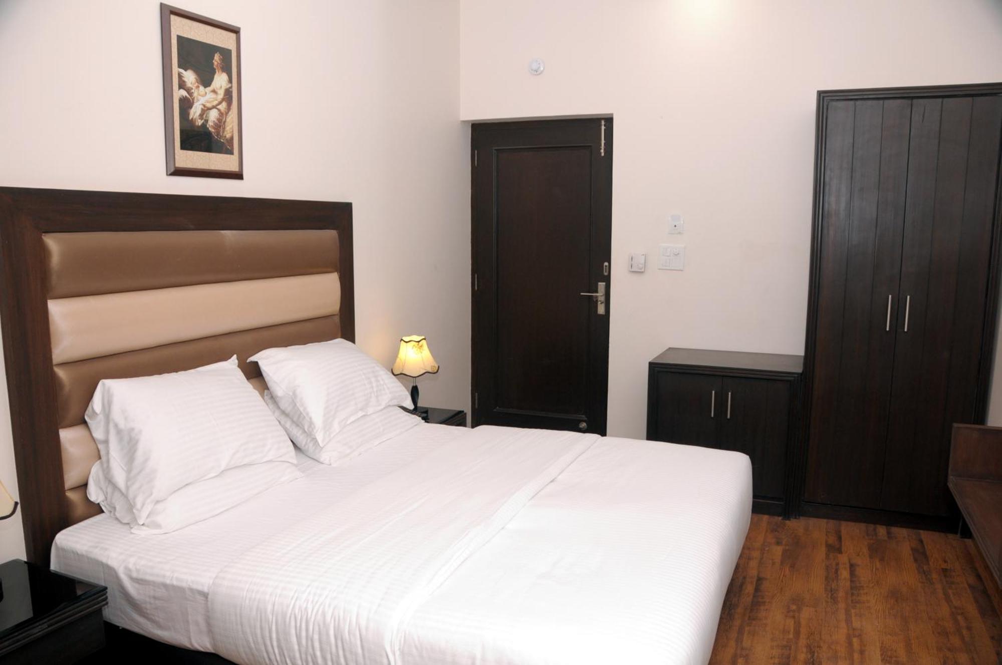 Hotel Prems Paradise Amritsar Exterior foto